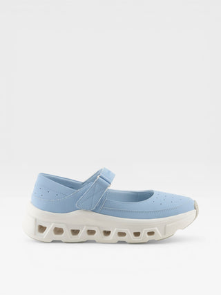 Spring Step Professional Mikequinn Women's Slip-Resistant Work Shoes in Sky Blue colorway